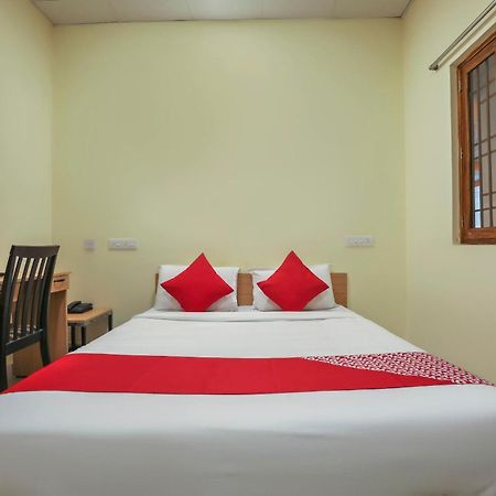 Hotel O Om Sakthi Hotel Puducherry Exterior foto